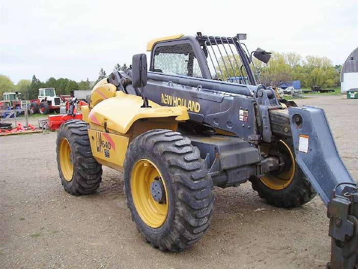 Montacargas New Holland LM640