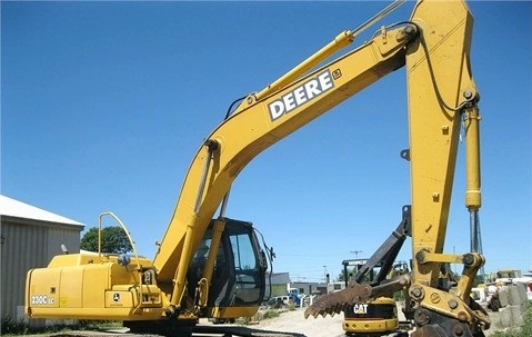Excavadoras Hidraulicas Deere 230C  usada en buen estado Ref.: 1377444930917430 No. 2