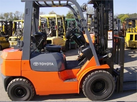 Toyota 7FGU25 de bajo costo Ref.: 1406742257887778 No. 4