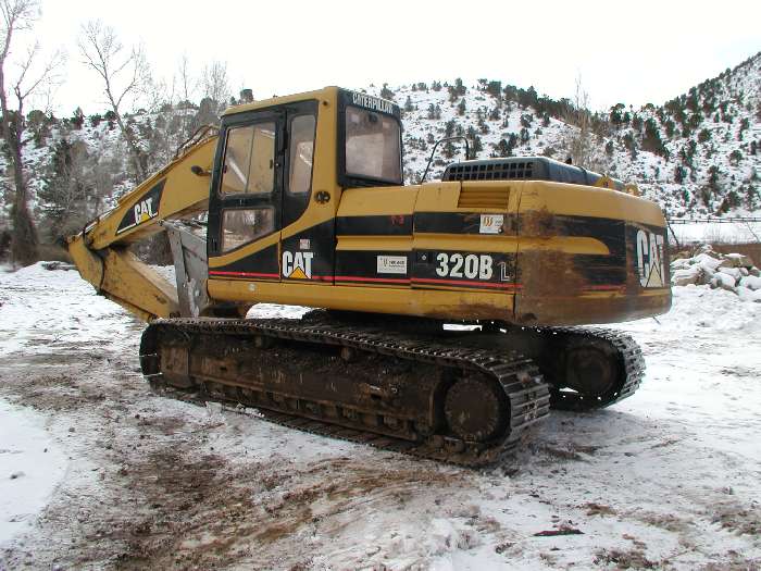 Hydraulic Excavator Caterpillar 320BL