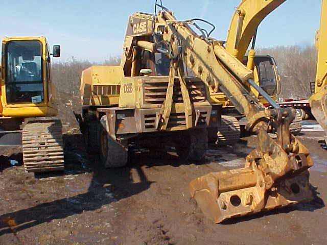 Wheeled Excavators Case 1085B