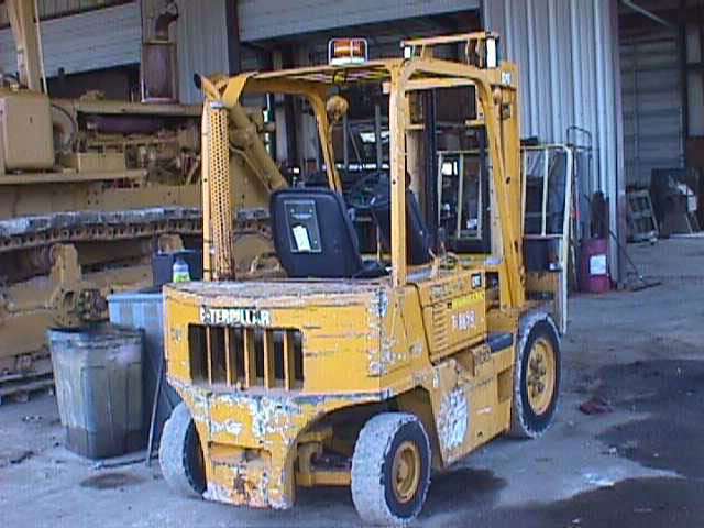 Montacargas Caterpillar V40D