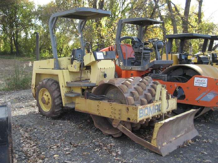 Compactadora Vibratoria Bomag BW142