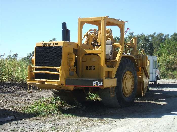 Screpers Caterpillar 631C