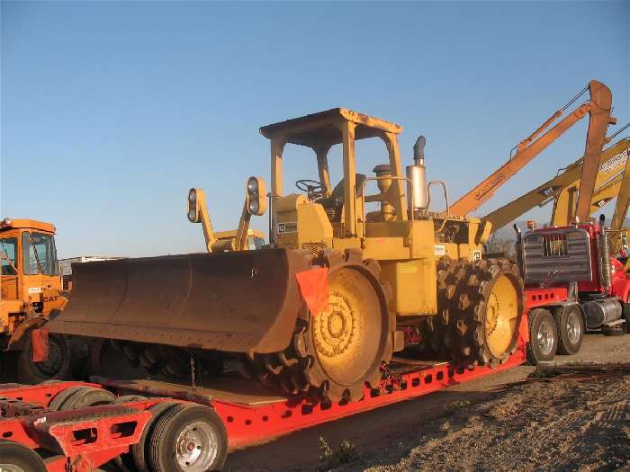 Compactadoras Suelos Y Rellenos Caterpillar 825B