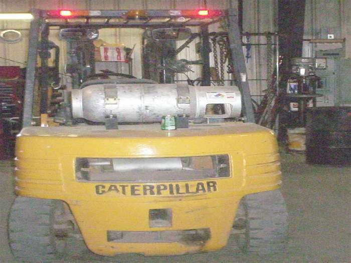 Montacargas Caterpillar CP30