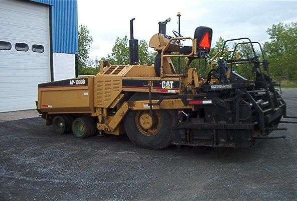 Pavimentadoras Caterpillar AP-1000B