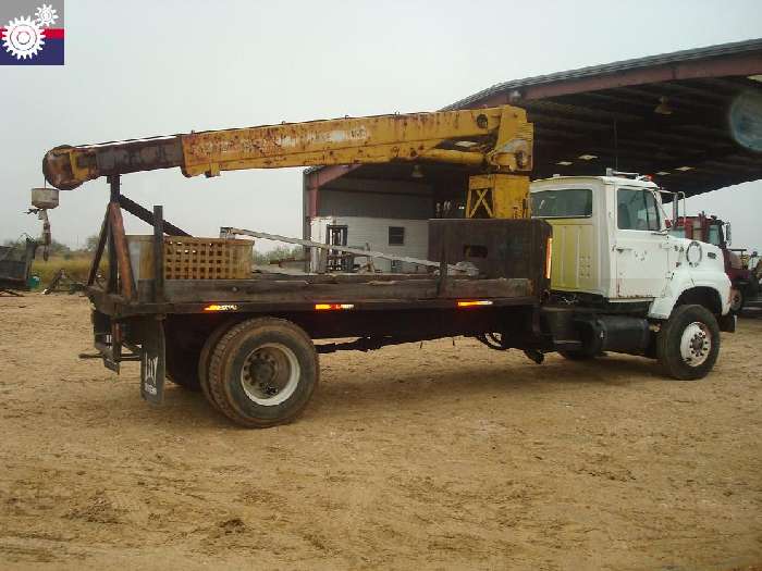 Gruas Ford L-8000  importada de segunda mano Ref.: 1227635551929900 No. 4