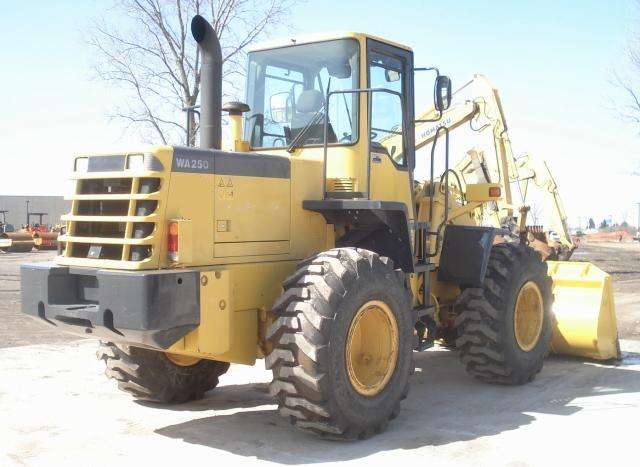 Cargadoras Sobre Ruedas Komatsu WA250