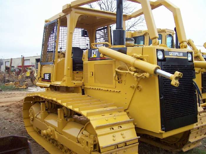 Tractores Sobre Orugas Caterpillar D6E  de bajo costo Ref.: 1271117896357895 No. 2