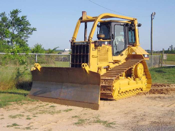 Tractores Sobre Orugas Caterpillar D6M  de importacion a la venta Ref.: 1273339506098543 No. 2