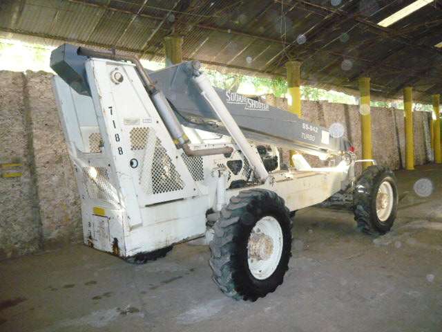 Montacargas Terex SS842  importada en buenas condiciones Ref.: 1278705037932962 No. 4