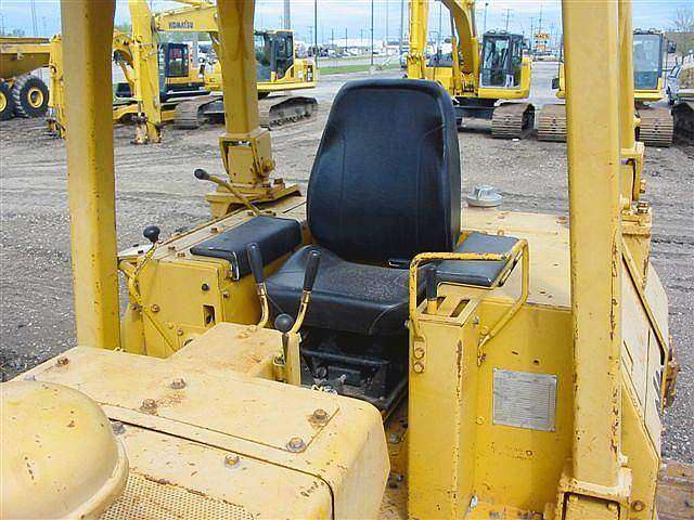 Tractores Sobre Orugas Komatsu D65E  seminueva en venta Ref.: 1280536086483549 No. 2