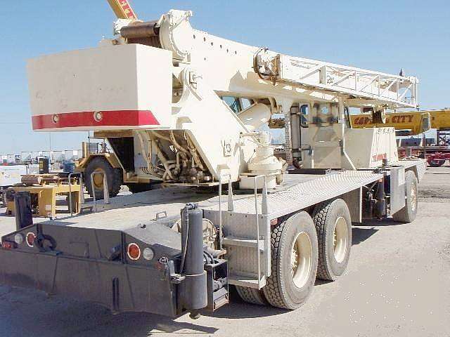 Gruas Lorain MCH200D  importada de segunda mano Ref.: 1281660221501772 No. 4