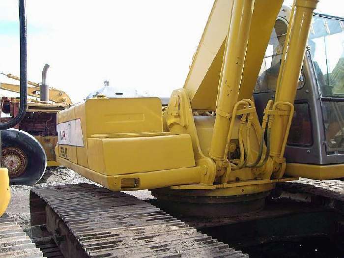 Excavadoras Hidraulicas Kobelco SK220LC  de segunda mano en venta Ref.: 1284230594762828 No. 3