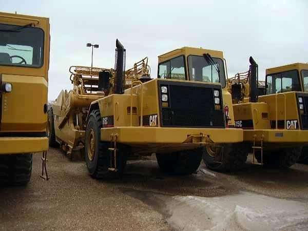 Screpers Caterpillar 615C II