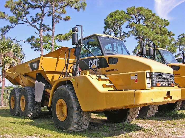 Camiones De Carga Caterpillar 740