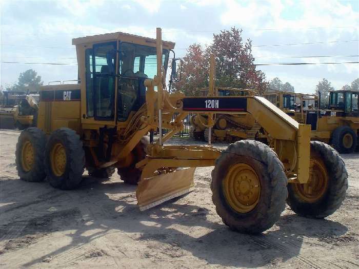 Motoconformadoras Caterpillar 120H  en optimas condiciones Ref.: 1289072568262658 No. 3