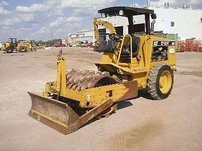 Compactadora Vibratoria Caterpillar CP-323C