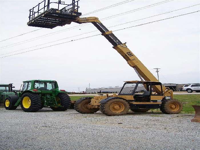 Manipulador Telescopico Caterpillar TH63