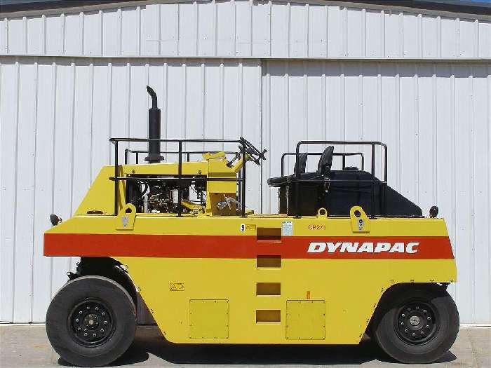 Compactadora Con Llantas Dynapac CP271