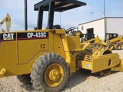 Compactadora Vibratoria Caterpillar CP-433C