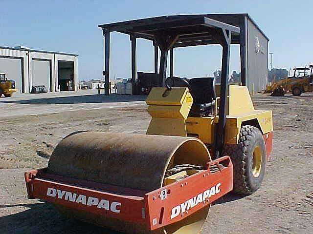 Compactadora Vibratoria Dynapac CA141  usada a buen precio Ref.: 1311876972738049 No. 4