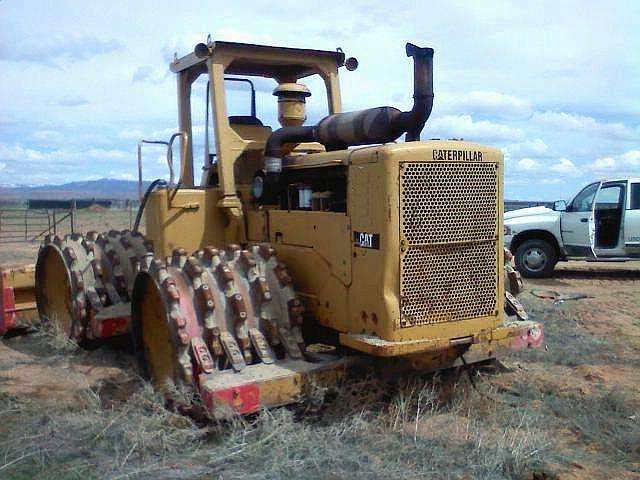 Compactadoras Suelos Y Rellenos Caterpillar 825B