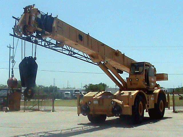 Gruas Grove RT750