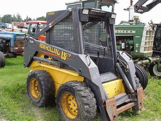 Minicargadores New Holland LS170