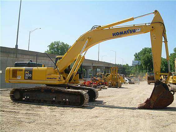 Excavadoras Hidraulicas Komatsu PC300 L  en buenas condiciones Ref.: 1321661194215154 No. 2