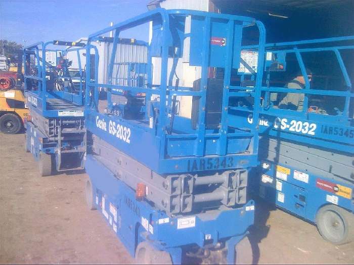 Plataforma Tipo Tijera Genie GS2032  seminueva en perfecto estado Ref.: 1322244063394578 No. 3