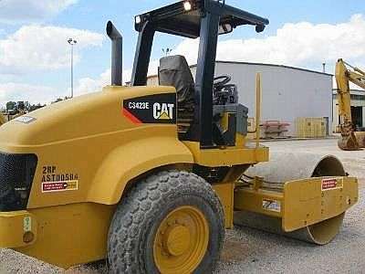 Compactadora Vibratoria Caterpillar CS-423E