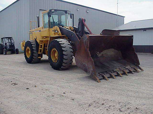Cargadoras Sobre Ruedas Volvo L180C  importada de segunda mano Ref.: 1325866992530572 No. 3