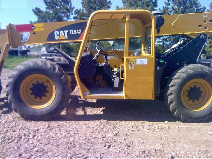 Manipulador Telescopico Caterpillar TL642