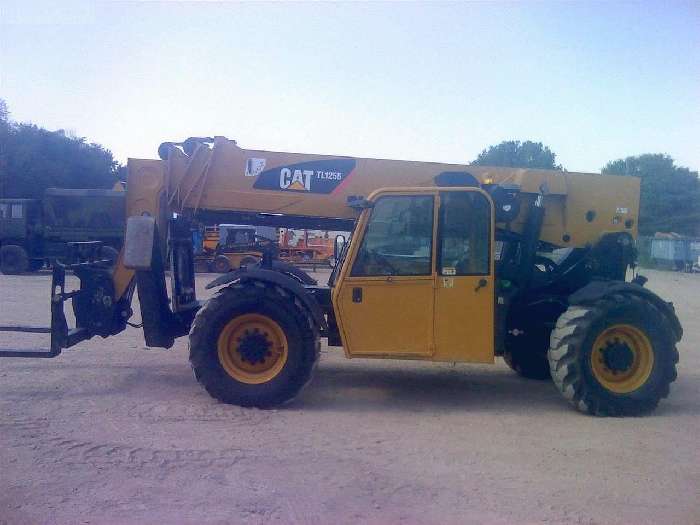 Montacargas Caterpillar TL1255