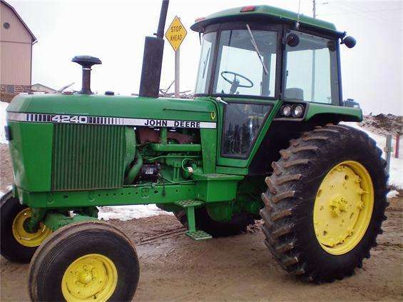 Agriculture Machines Deere 4240