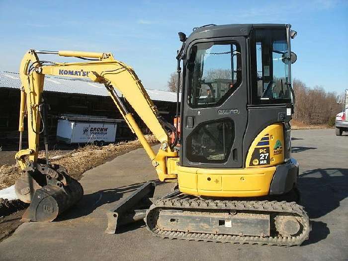 Excavadoras Hidraulicas Komatsu PC27MR  de medio uso en venta Ref.: 1330135263157833 No. 3