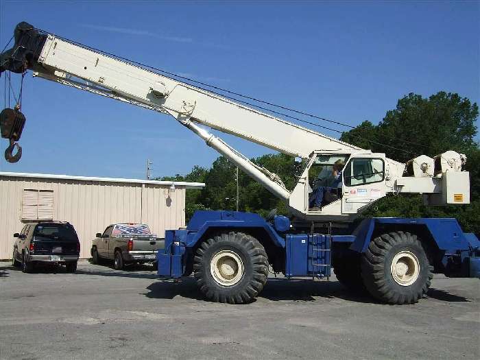 Gruas P & H CN150