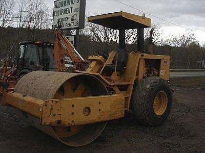 Compactadora Vibratoria Caterpillar CS-533C