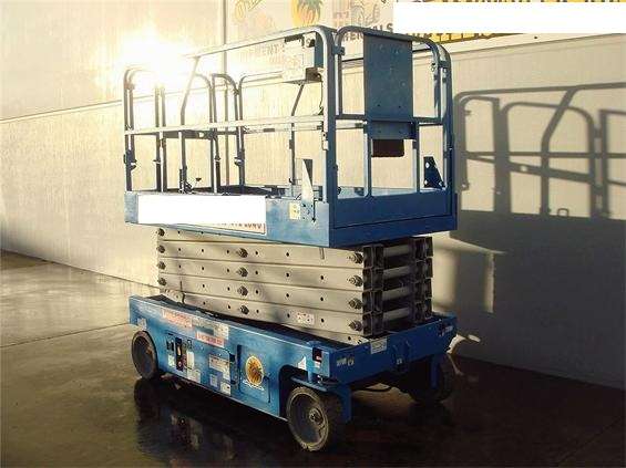 Plataforma Tipo Tijera Genie GS3246