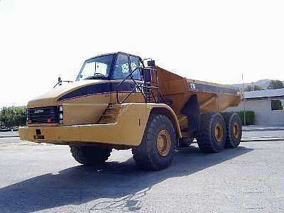 Off Road Truck Caterpillar 735