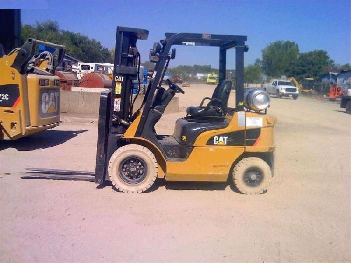 Montacargas Caterpillar P5000