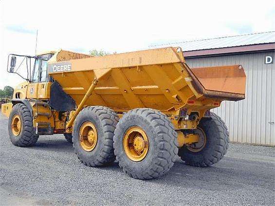 Camiones De Carga Deere 300D