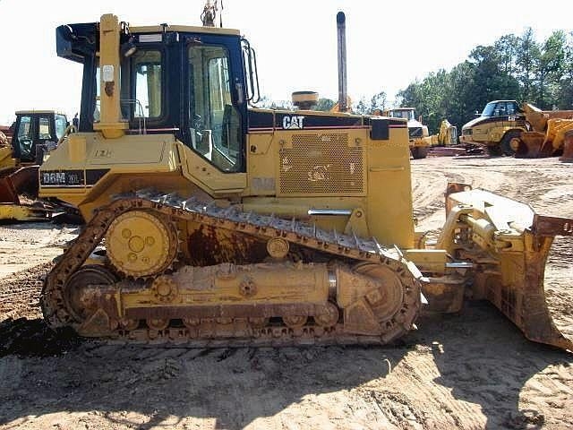 Tractores Sobre Orugas Caterpillar D6M