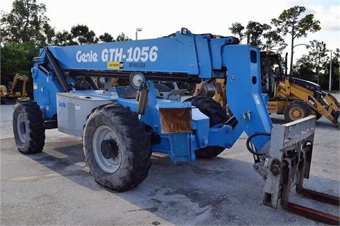 Manipulador Telescopico Genie GTH1056  importada en buenas condic Ref.: 1348679332834105 No. 3