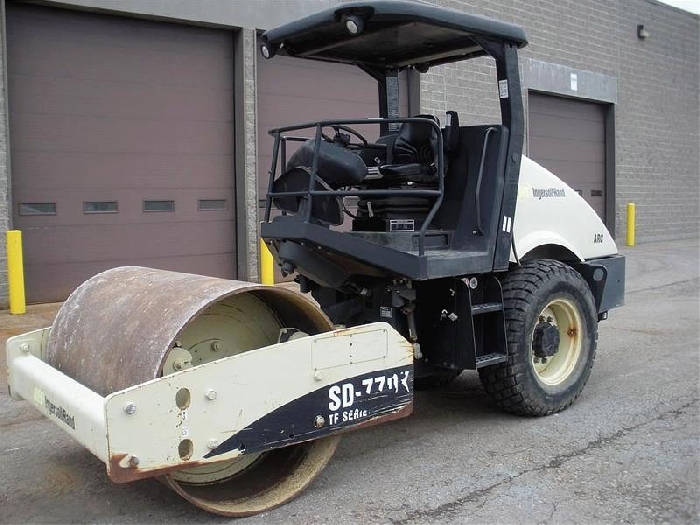 Compactadora Vibratoria Ingersoll-rand SD77DX