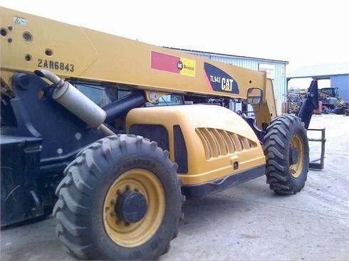 Manipulador Telescopico Caterpillar TL943  de segunda mano Ref.: 1352478583870203 No. 2