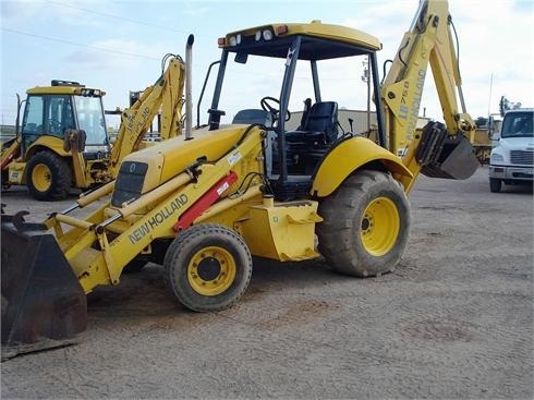 Retroexcavadoras New Holland LB75B  en venta, usada Ref.: 1354298114933815 No. 2