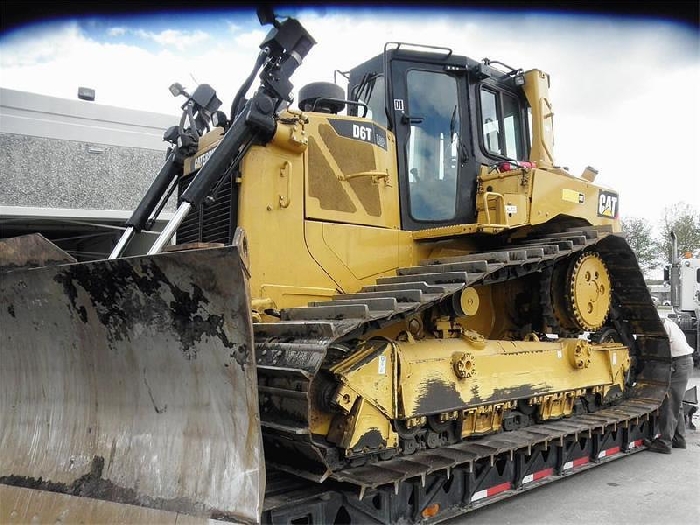 Tractores Sobre Orugas Caterpillar D6T  seminueva en venta Ref.: 1354568995451357 No. 4